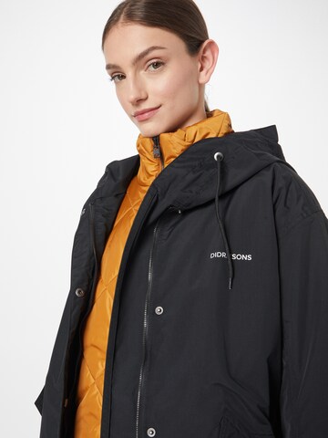 Didriksons Winter Jacket 'Gabriella' in Black