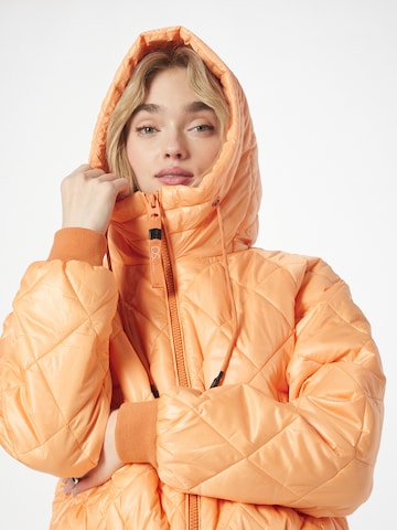 Veste mi-saison QS en orange