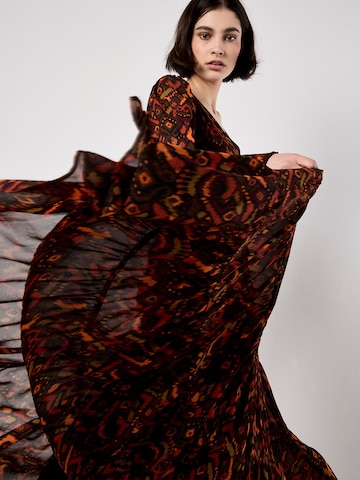 Apricot - Vestido en rojo