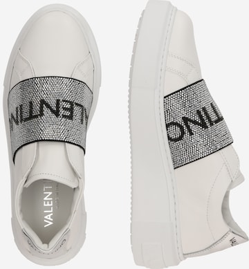 Valentino Shoes - Zapatillas sin cordones en blanco