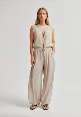 Barrel Pantaloni 'Hidie' di SECOND FEMALE in beige: frontale