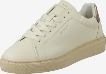 Baskets basses GANT en beige : devant