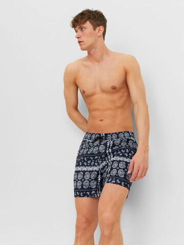 JACK & JONES Badeshorts 'Fiji' i blå