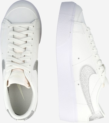 Baskets basses 'Blazer' Nike Sportswear en blanc