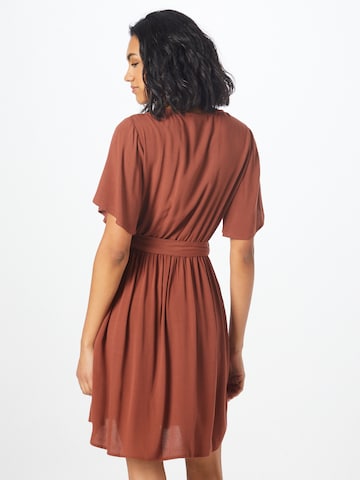 Robe d’été 'Lewe' ABOUT YOU en rouge