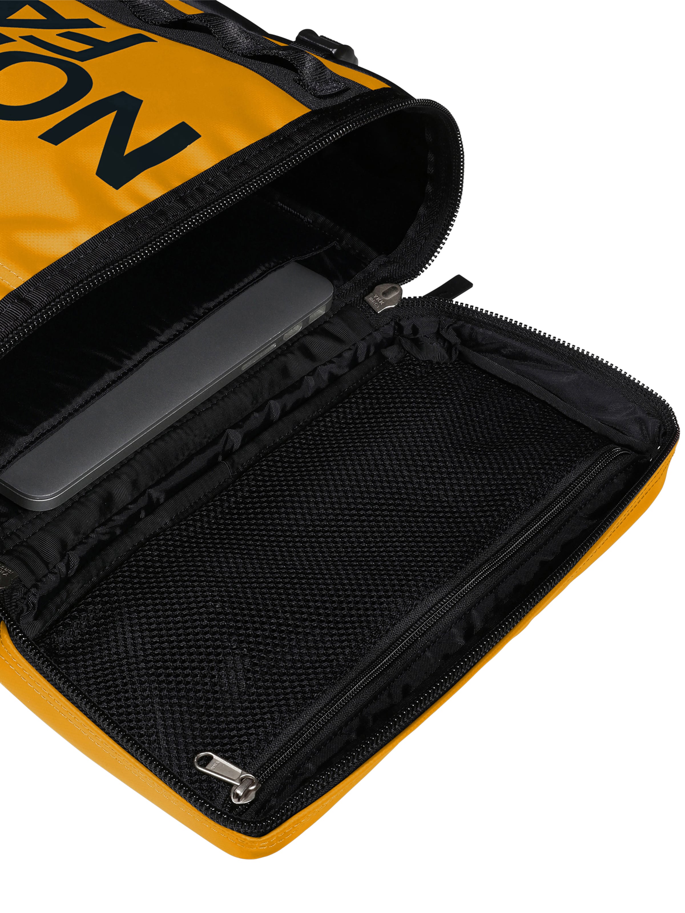 THE NORTH FACE Športový batoh 'Base Camp Fuse Box' - Žltá