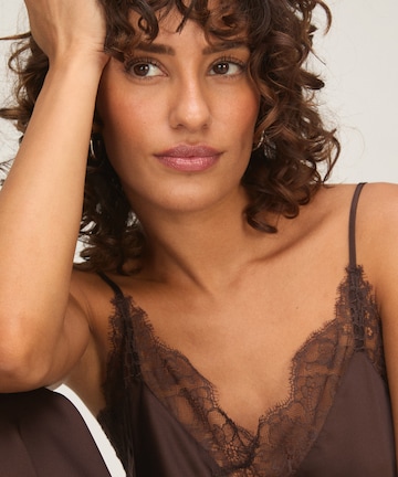 Hunkemöller Negligée 'Cami Cecilia' in Braun