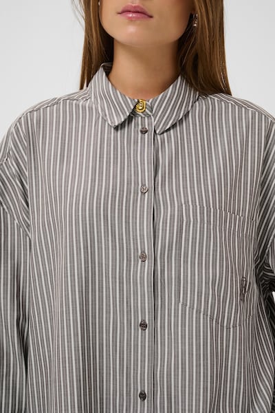 CULTURE T-shirt en L en marron, Vue avec produit