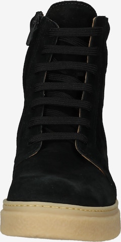 EL NATURALISTA Lace-Up Ankle Boots in Black