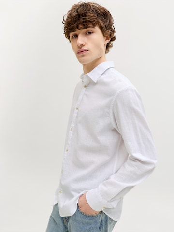 Coupe regular Chemise 'JJESUMMER' JACK & JONES en blanc