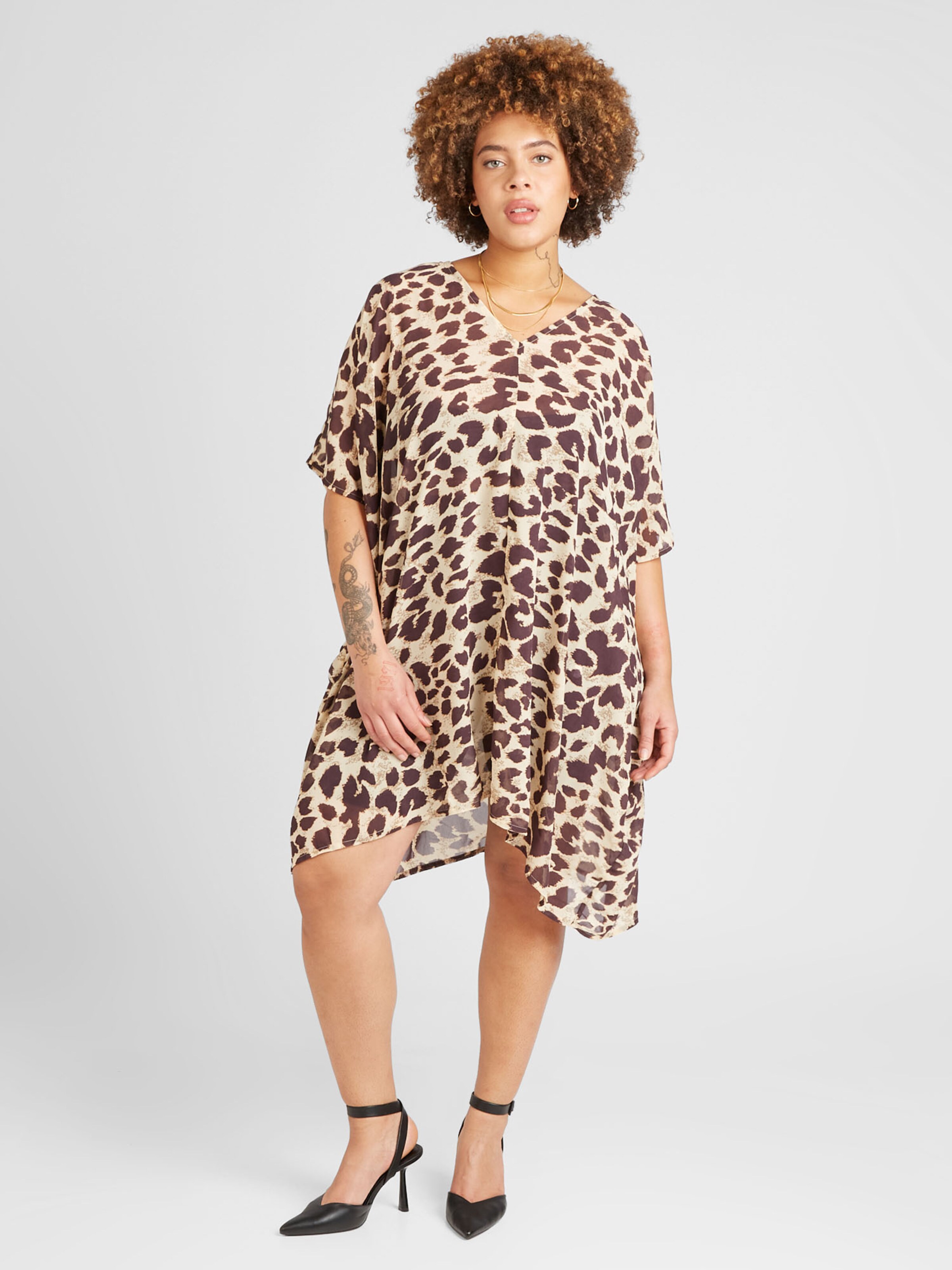 ONLY Carmakoma Tuniek BARBORA in Beige ABOUT YOU