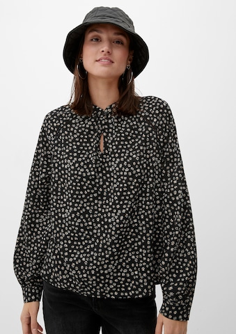 QS Blouse in Zwart: voorkant