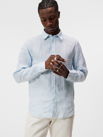 J.Lindeberg Regular fit Button Up Shirt in Blue: front