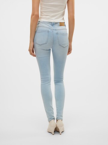 Skinny Jeans 'Tanya' di VERO MODA in blu