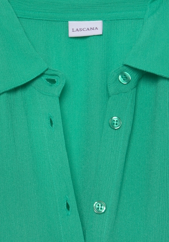 LASCANA Платье-рубашка в Зеленый