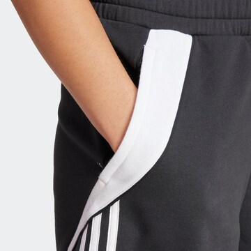 ADIDAS PERFORMANCE Regular Sportshorts 'Tiro 24' in Schwarz