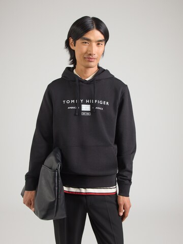 TOMMY HILFIGER Dressipluus 'BRAND LOVE', värv must: eest vaates