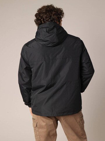 Veste outdoor 'Vincourt' Deeluxe en noir