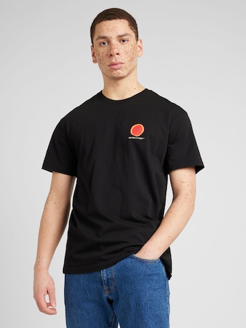 Revolution T-shirt i svart