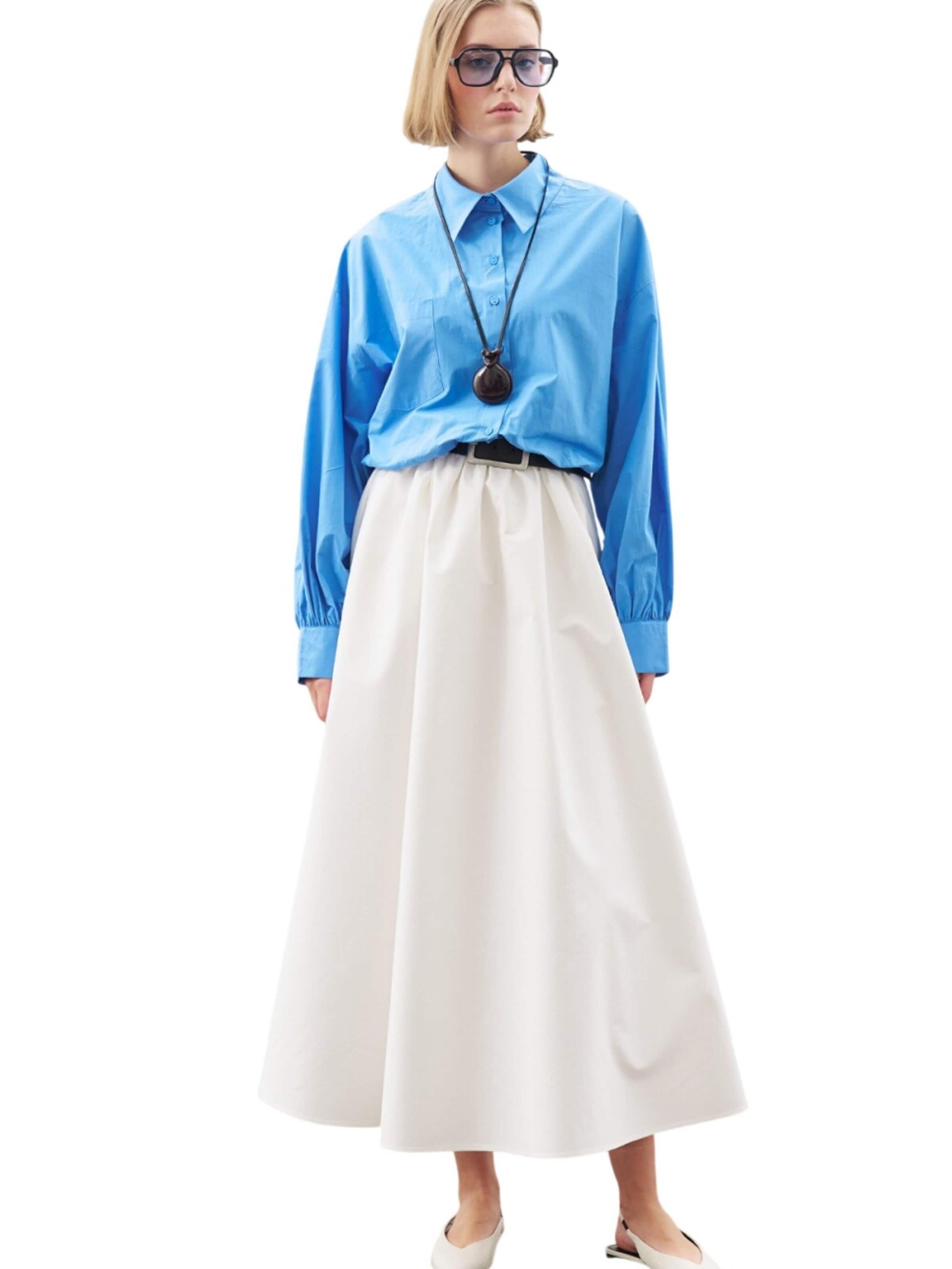MANUKA Blouse in Blue: front