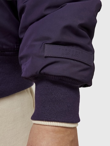 THE ODDS Winterjas 'Bomber Jacket/ LMTD edition' in Lila