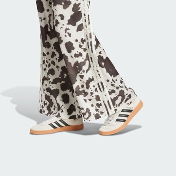 Wide leg Pantaloni di ADIDAS ORIGINALS in marrone
