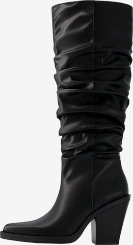 Bershka Stiefel in Schwarz