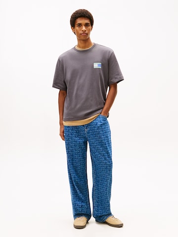 Tommy Jeans Bluser & t-shirts '90S' i grå