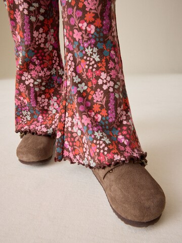 Flared Pantaloni di Next in marrone