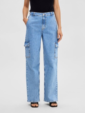 SELECTED FEMME Regular Cargo Jeans 'Betty' in Blue: front