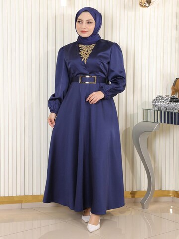 MODAMIHRAM Dress in Blue: front
