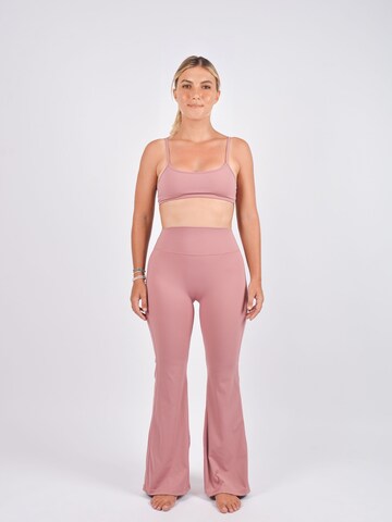 Kadoo Bootcut Leggings 'Balance - Blush (recycelt)' in Pink: Vorderseite