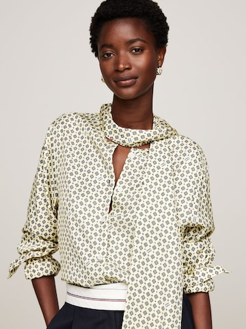 TOMMY HILFIGER Bluza 'Foulard' | rumena barva