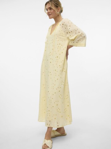 Robe VERO MODA en jaune