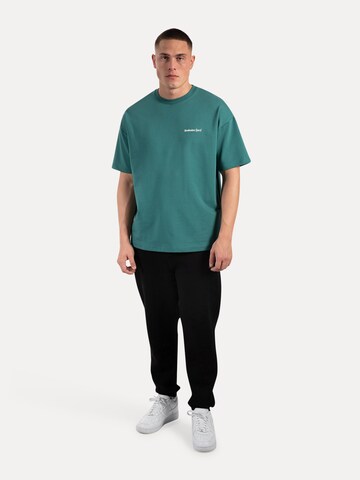 Smilodox T-Shirt Oversize Backprint Tamio in Grün