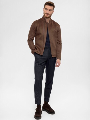 Antioch Between-season jacket in Brown