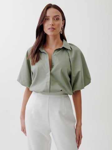 Tussah Blouse 'FIONA' in Groen: voorkant