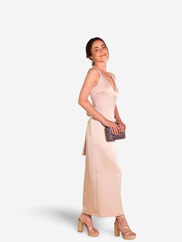 THE-ARE - Vestido en rosa