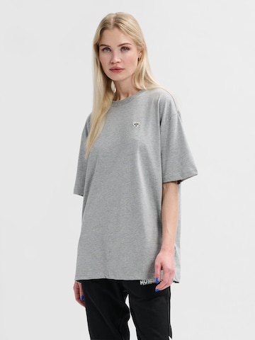 T-Shirt Hummel en gris : devant