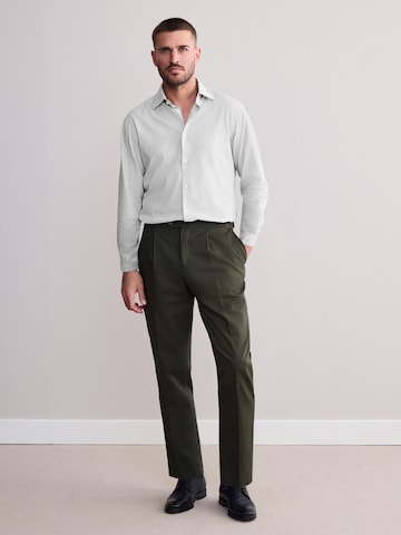 Next - Ajuste estrecho Camisa en gris