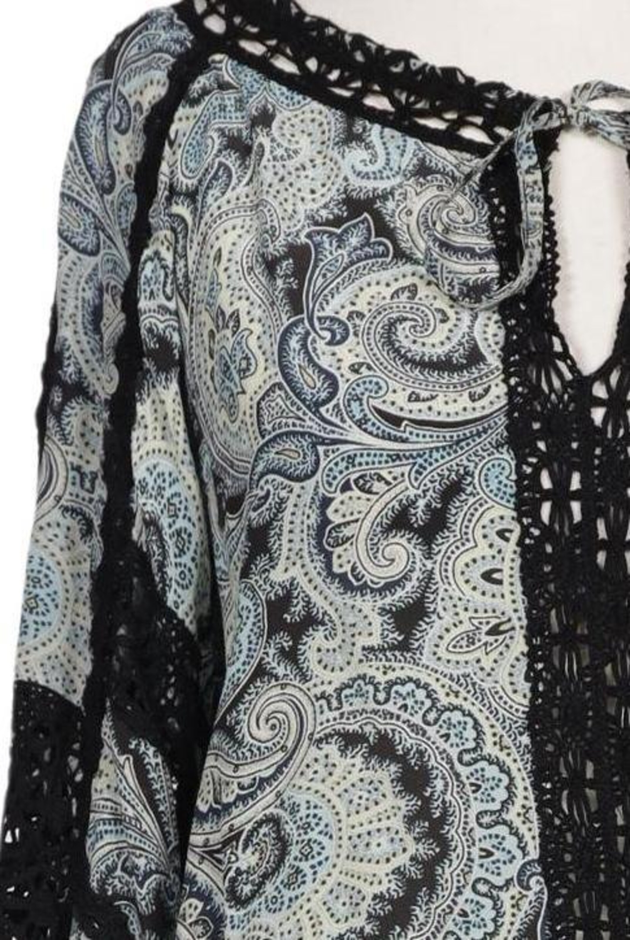 Gold Hawk Blouse & Tunic in S in Mixed colors