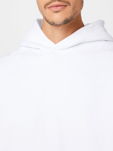 Young Poets Sweatshirt 'Danis' in White