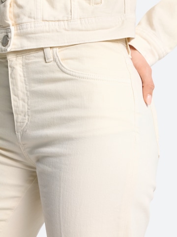 Rich & Royal Regular Jeans in White