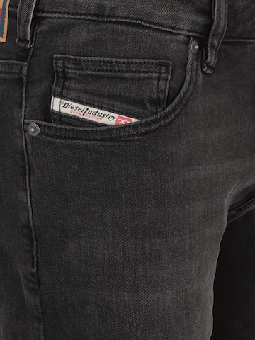 DIESEL Slim fit Jeans 'YENNOX' in Black
