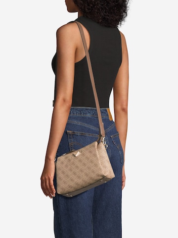 Sac à bandoulière 'NOELLE II TRI COMP CROSSBODY' GUESS en Marron