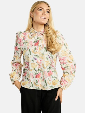 T-shirt ' FLORA ' Liberte Essentiel en blanc : devant