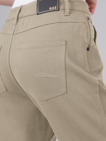 Barrel Pantalon chino M.O.D MIRACLE OF DENIM en vert
