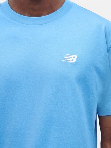 new balance Shirt 'Essential' in Blauw