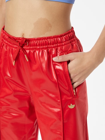 ADIDAS ORIGINALS Regular Pleated Pants 'Firebird' in Red