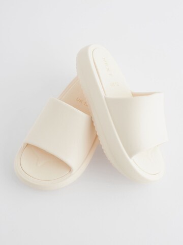 Scarpe da spiaggia / da bagno di Next in bianco